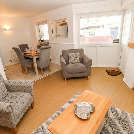 Sea Drift Apartment Tenby Bagian luar foto