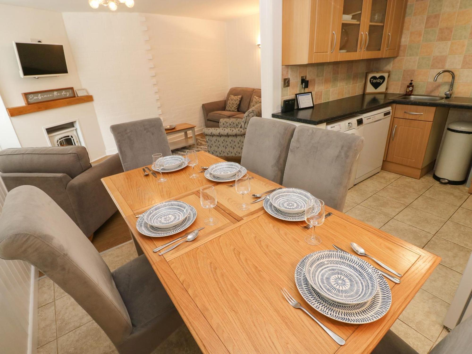 Sea Drift Apartment Tenby Bagian luar foto
