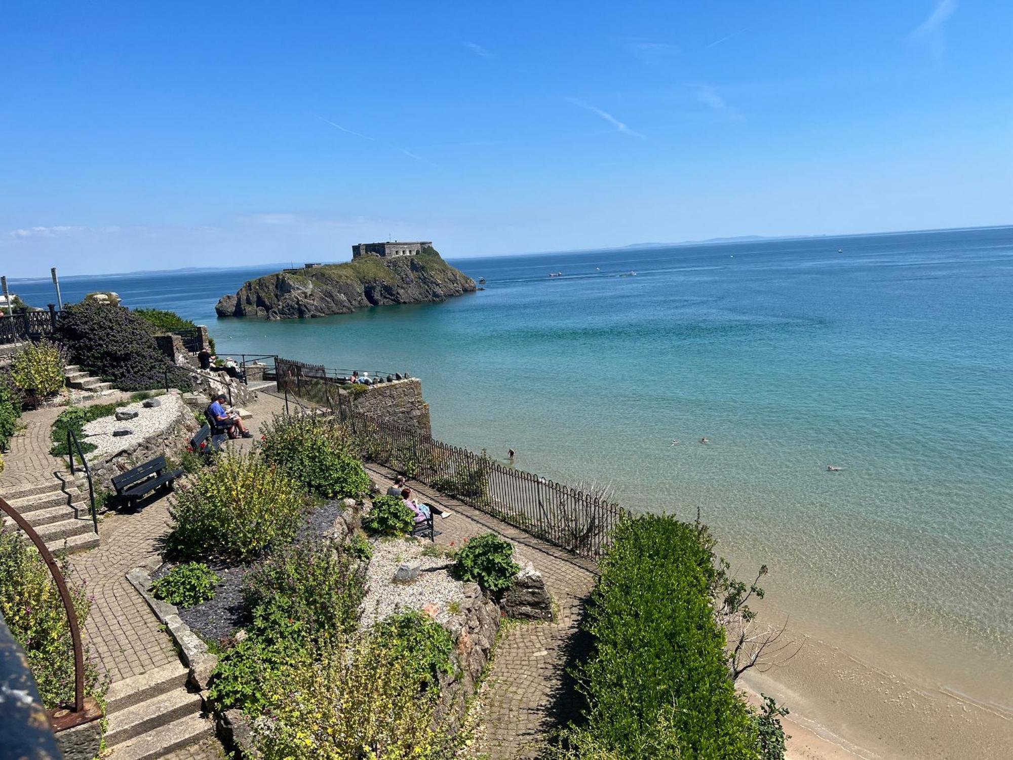 Sea Drift Apartment Tenby Bagian luar foto