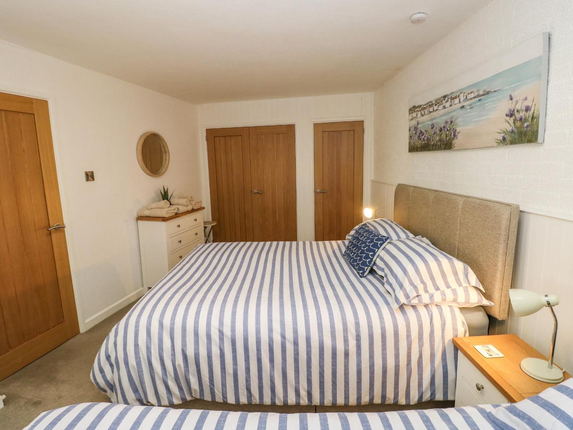 Sea Drift Apartment Tenby Bagian luar foto